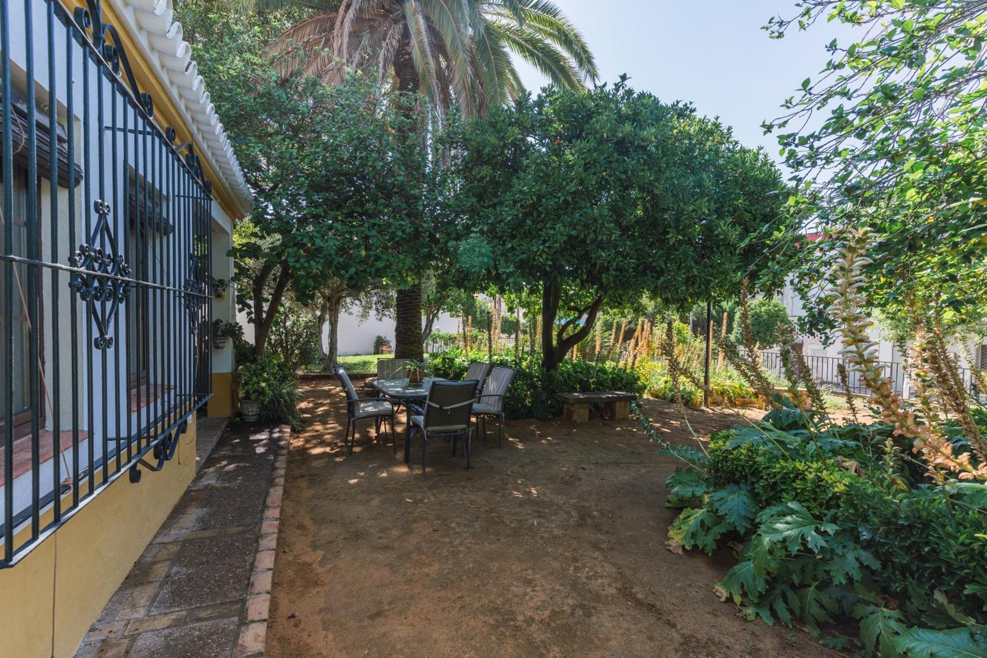 Villa Casa El Jardin Espartinas Exterior foto
